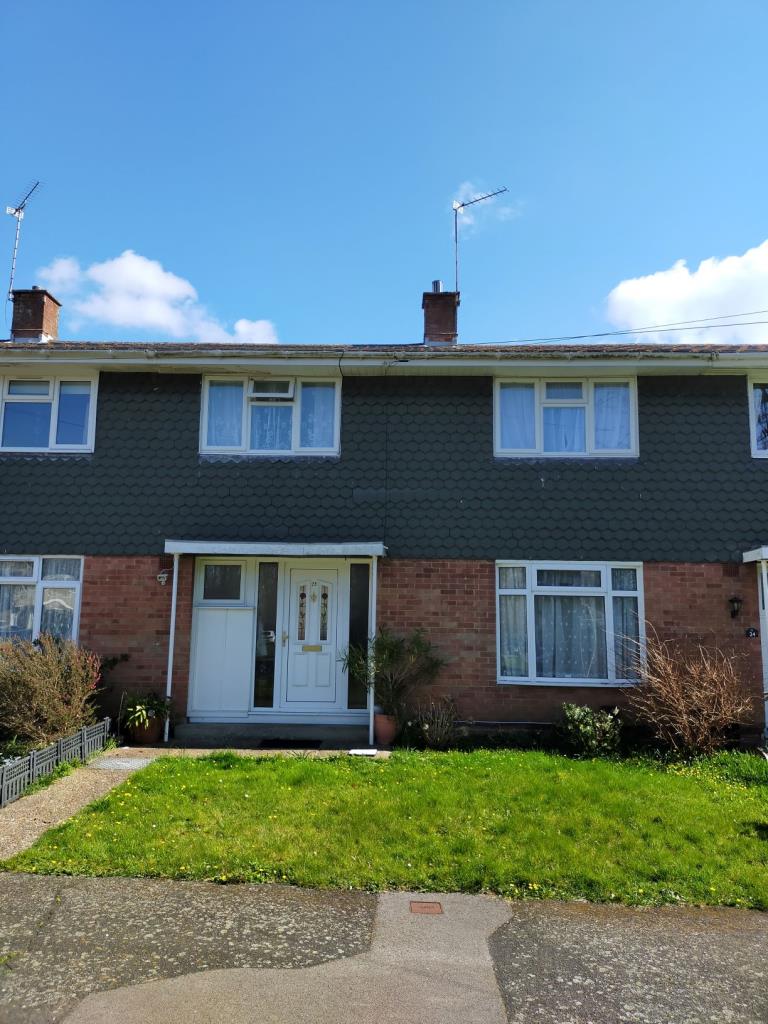 Lot: 31 - THREE-BEDROOM HOUSE FOR INVESTMENT OR OCCUPATION -